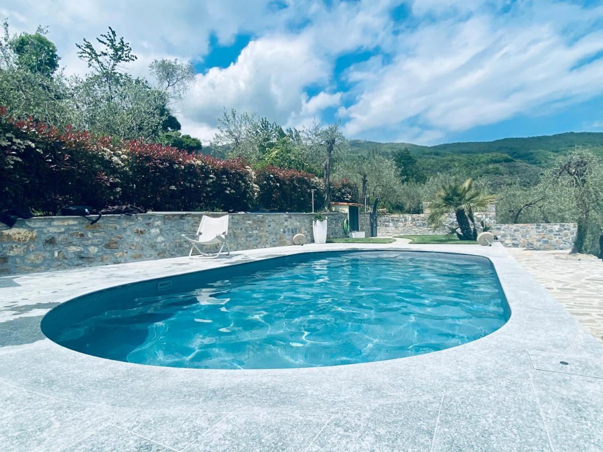 Borgomaro Casa Vacanze Gli Ulivi מראה חיצוני תמונה