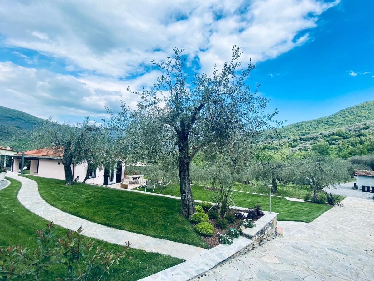 Borgomaro Casa Vacanze Gli Ulivi מראה חיצוני תמונה
